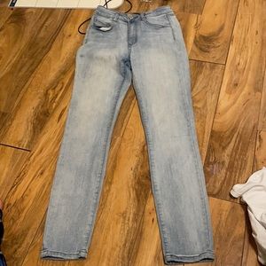 Light Wash Blue Jeans from Refuge